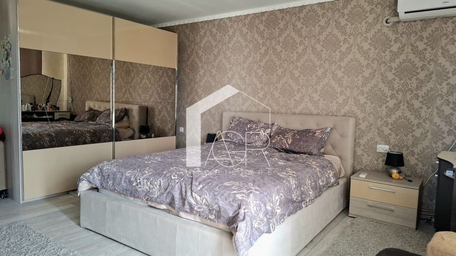 Casa P+1E, cu 5 camere, Strejnicu - Poză 13