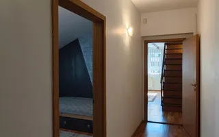 Apartament la casa,  aproape de 700! - Poză 15