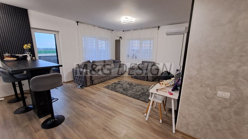 3 camere  bloc nou, 80 mp utili , balcon de 20 m - Poză 4