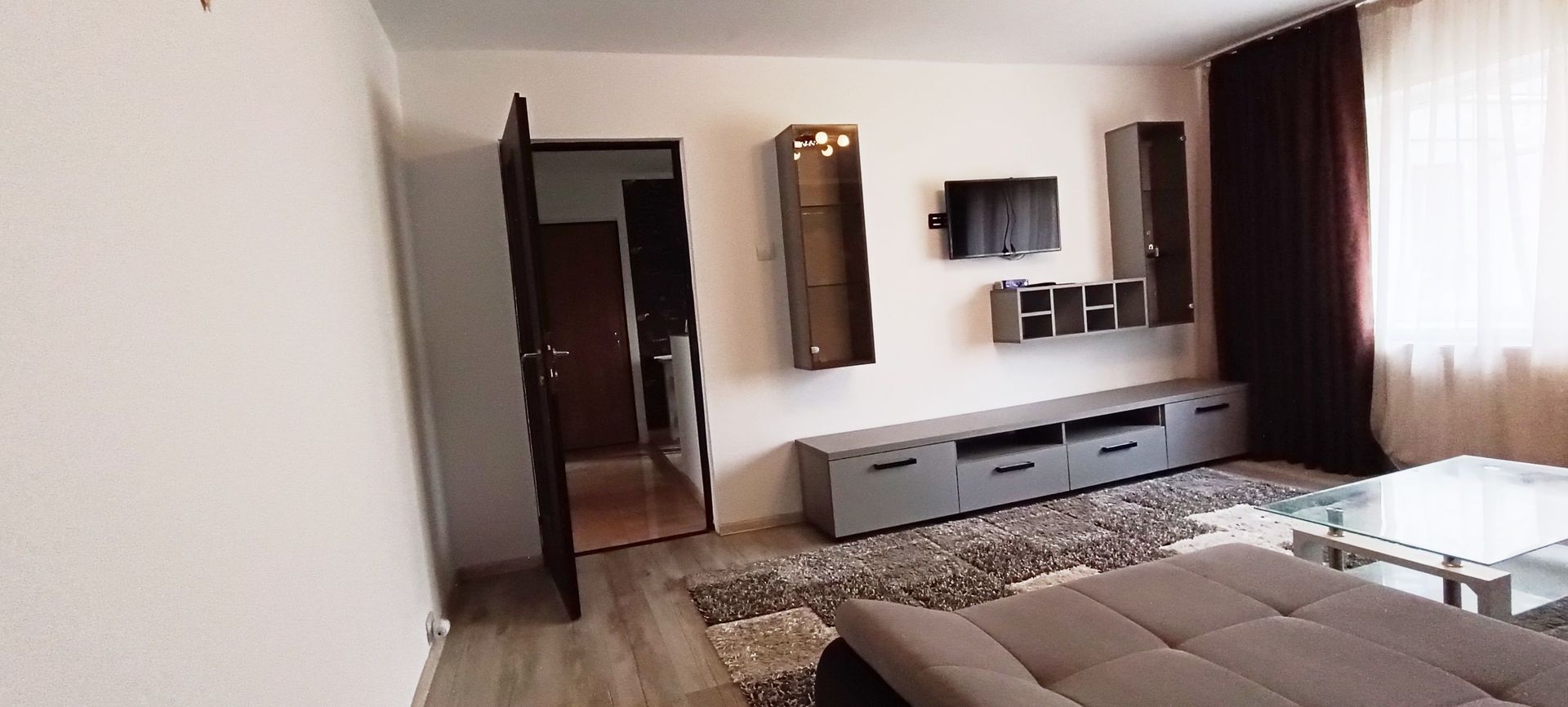 Apartament cu 3 camere pretabil birou sau locuinta in Brasov - Poză 11