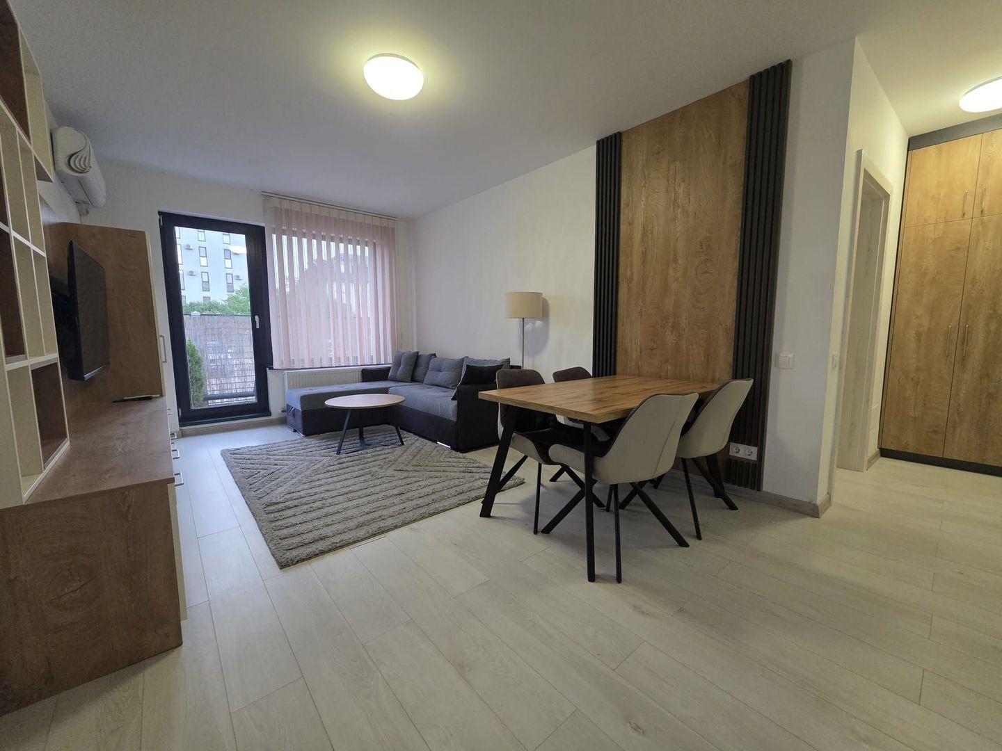 Apartament 3 camere parter si curte 45m  de inchirat Rond OMV Pipera - Poză 4