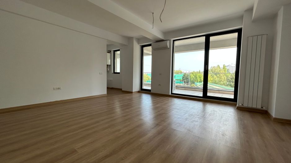 Apartament cu 2 camere cu loc de parcare zona Satul de Vacanta Mamaia - Poză 2