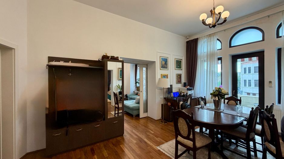 Apartament deosebit - et 1 în vilă interbelică - renovat  Gradina Icoanei - Poză 2