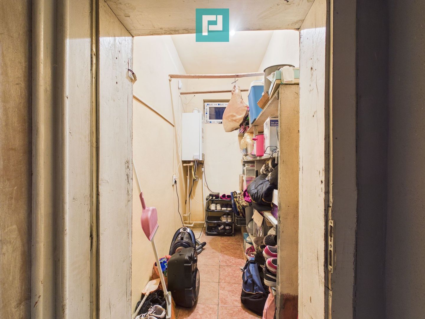 Casă cu 3 camere și teren de 700 mp în Cermei - Poză 9