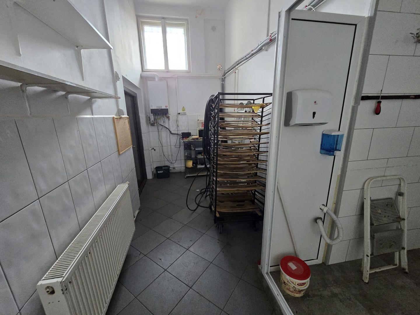 Spatiu comercial in inima cartierului Cornisa - Poză 27