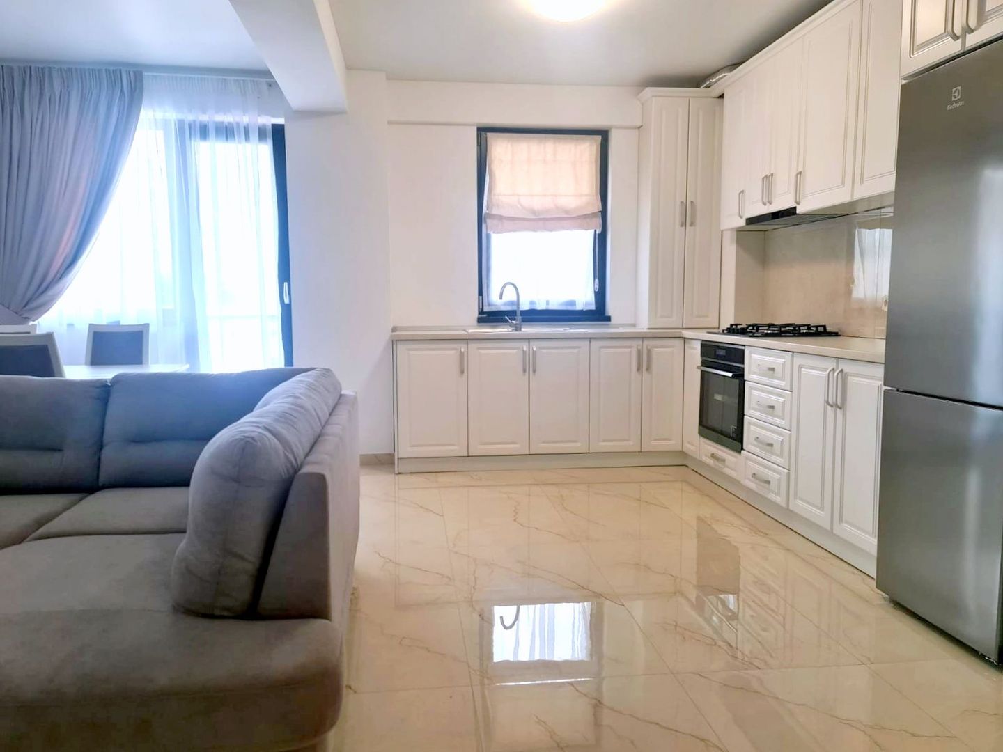 Apartament cu 2 camere, bloc nou 2022 - zona Micro 17, Roka Concept - Poză 19