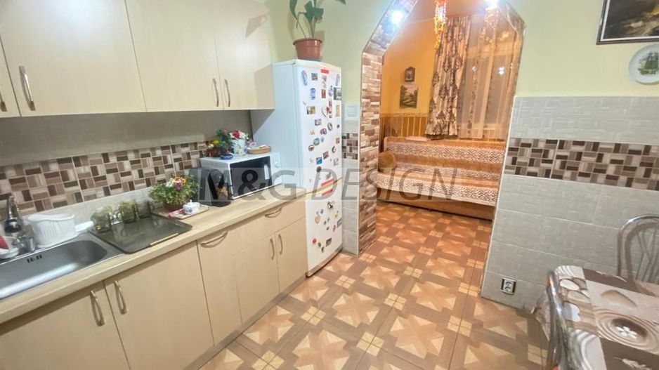 Casuta individuala p+m CENTRALA PROPRIE terasa curte comuna - Poză 1