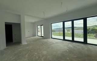 Casa individuala, 4 camere, vedere spre lac, Chinteni - Poză 5