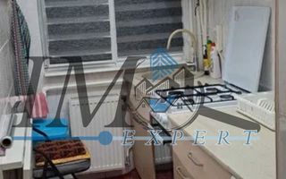 Apartament 2 camere zona Cetate etaj 2 - Poză 5