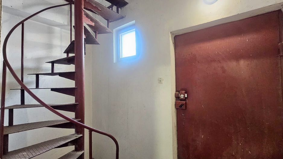 Spatiu comercial / Atelier creatie – 50 mp, parter + etaj – 39.000€ – - Poză 6