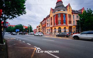 Ultracentral – Spațiu comercial premium la parter, 308 mp – Vizibilitate maximă - Poză 3