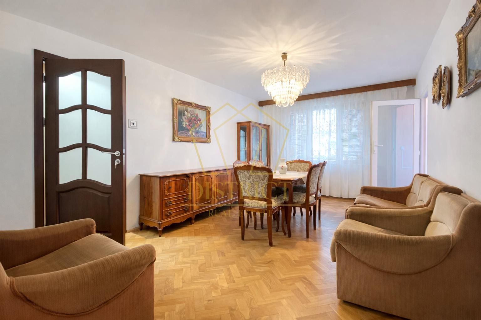 Apartament spatios cu 4 camere | Pet friendly | Circumvalatiunii - Poză 1