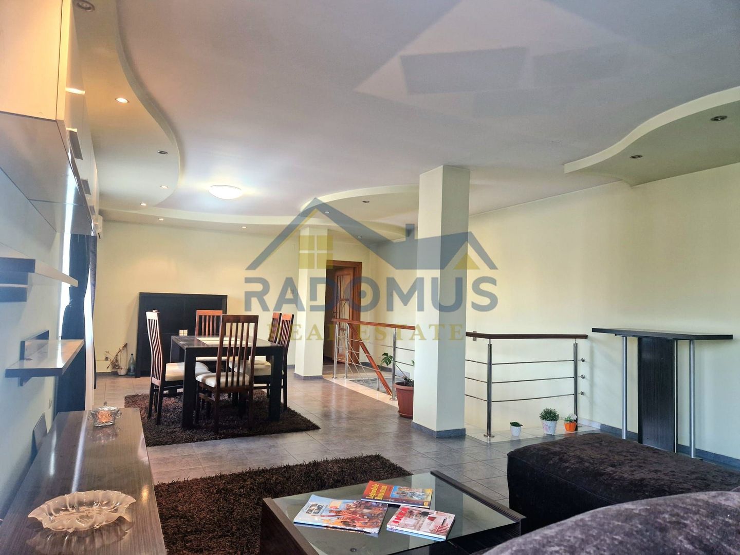 Casă + Spațiu Comercial - Str.Strandului - 200 mp Utili - Trifazic - Poză 4