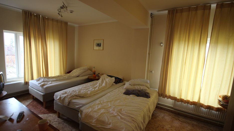 Vila  destinatie camin batrani - Poză 37