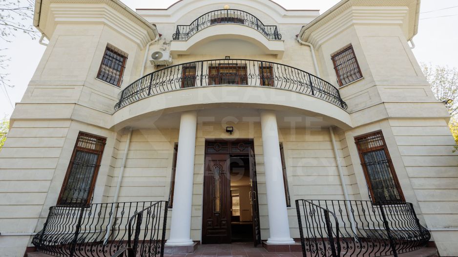 Chirie, casă, 7 camere, str. Galbena, Centru - Poză 3