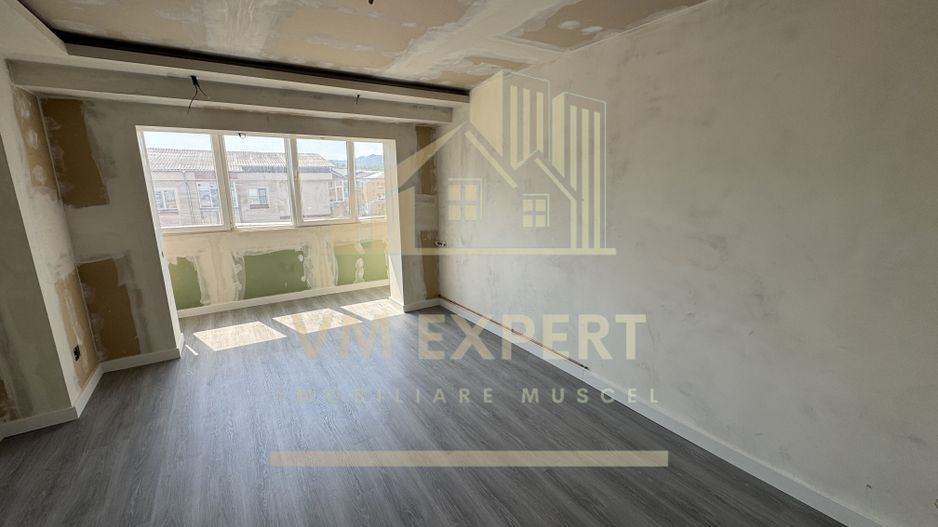 APARTAMENT 2 CAMERE CAMPULUNG, ETAJ 4, CARTIER VISOI - Poză 23