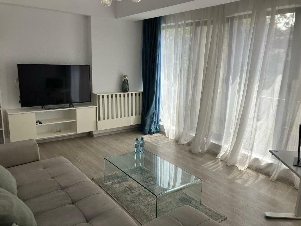 Apartament Parcul Circului/Teiul Doamnei - Poză 1
