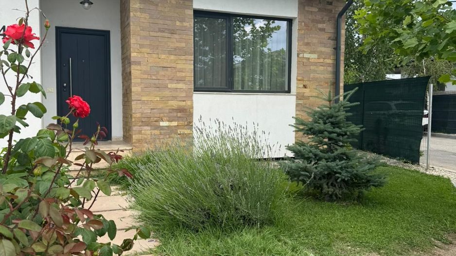 Live Surrounded by Nature *Beautiful Furnished Home in a Secure Gated - Poză 4