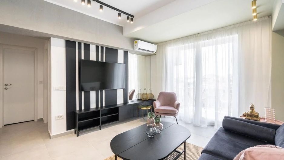 Apartament 3 camere I Piața Romană I Metrou - Poză 1