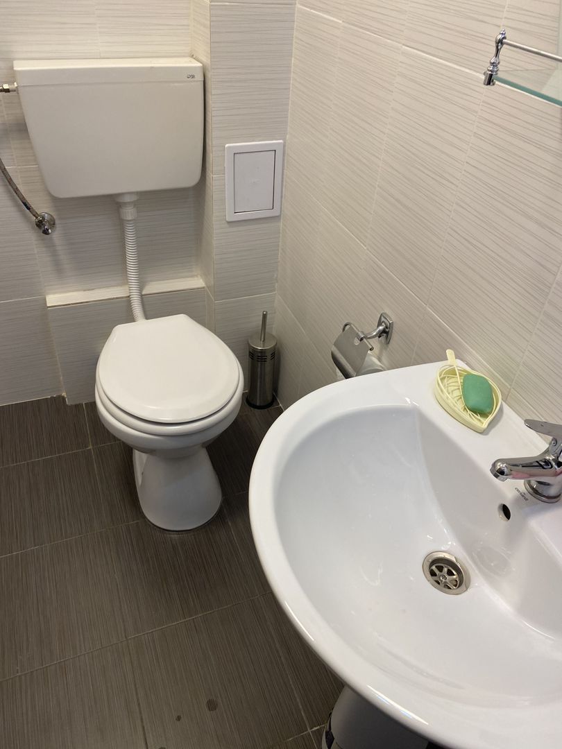 Spatiu birou - Poză 8