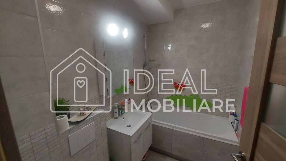 Apartament cu 4 camere in Selimbar, zona Pictor Brana - Poză 9