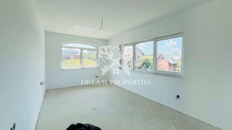 COMISION 0%! Casa individuala, 4 camere, 3 bai,teren 450 mp, DEZMIR - Poză 1