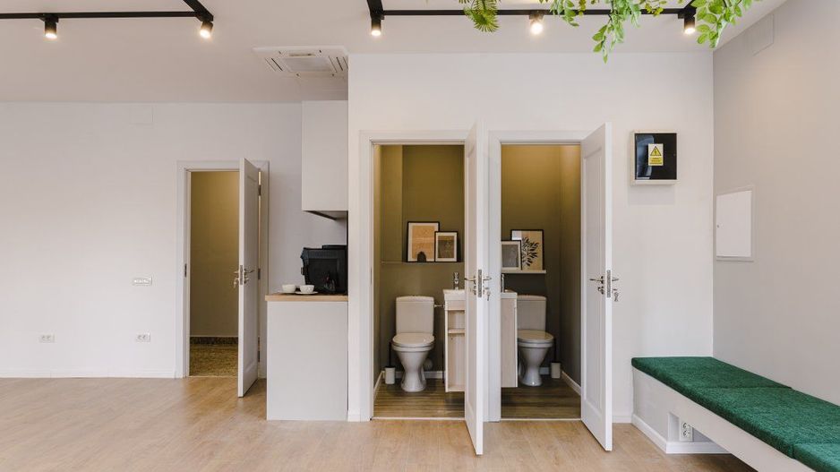 OPORTUNITATE- VILA, 7 CAMERE | PIATA VICTORIEI| LOC DE PARCARE - Poză 3