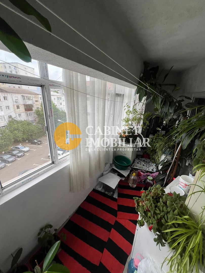 Zona DACIA - Apartament 4 Camere Decomandat- 2 Bai - 90 MP - Poză 11