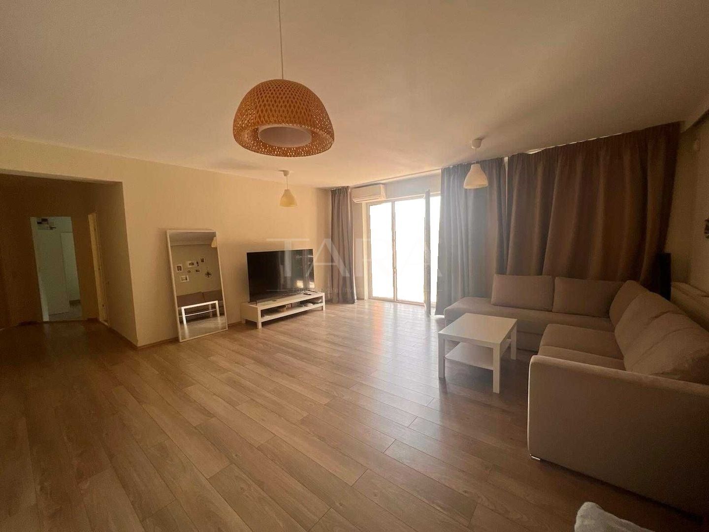 Apartament 3 camere, garaj subteran, 90mp, vedere spre pădure! - Poză 1