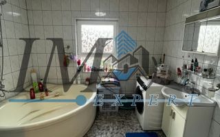 Casa renovata de vânzare in Lancram - Poză 5