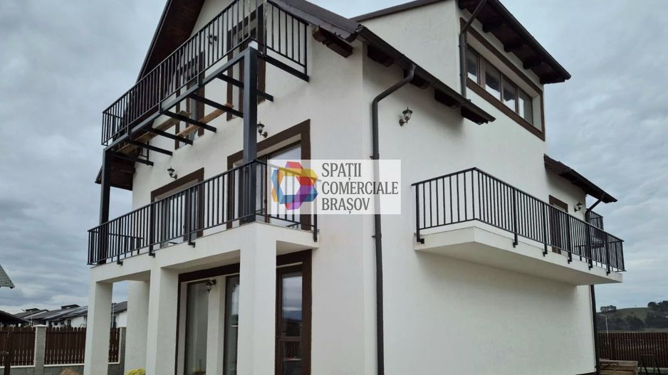 Casa 213 mp - 2 Aparatmente separate,  Brasov - Sanpetru - Poză 1