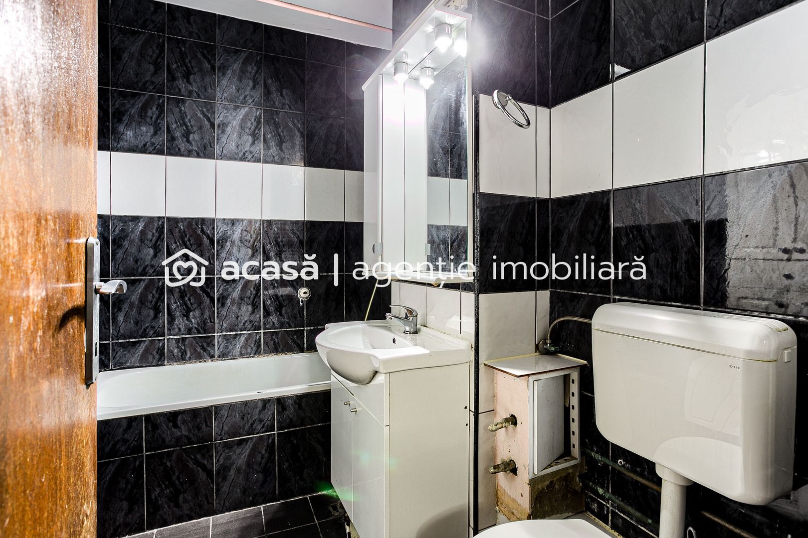 Apartament cu 2 camere decomandat zona Aurel Vlaicu - Poză 6