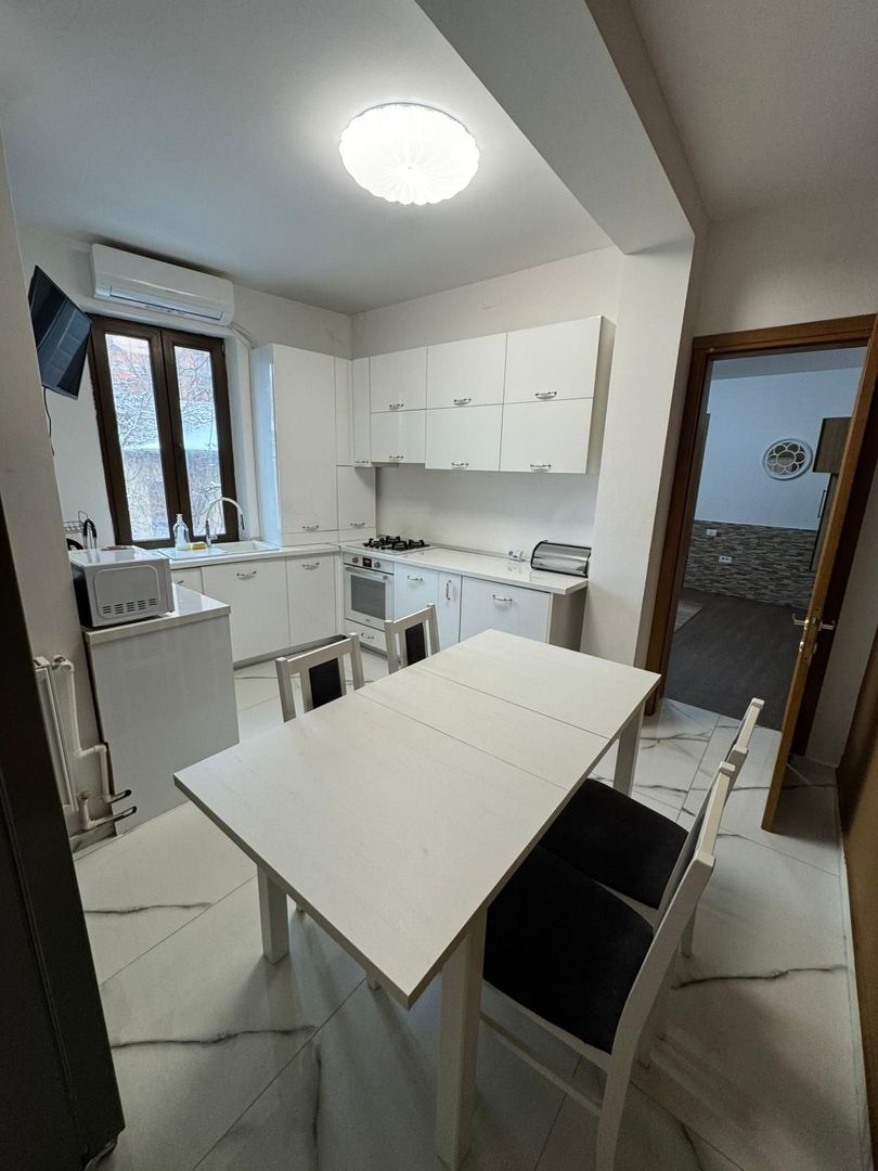 APARTAMENT-CENTRALA PROPRIE – 3 CAMERE - METROU TINERETULUI - UNIRII - Poză 8