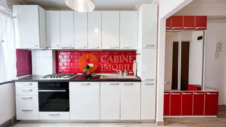 Chirie - 3 camere - Centru - Poză 4