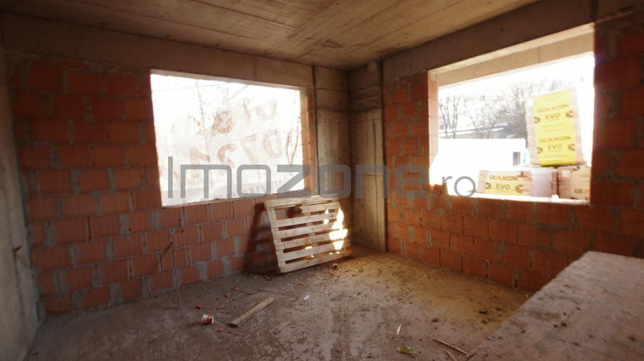 The Building - Barsanesti - Poză 13