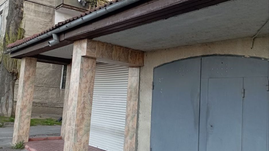Vânzare oficii la parter, 200mp, perfect pentru magazin, atelier, frizerie, salon cosmetologic, masaj, dentist - Poză 4