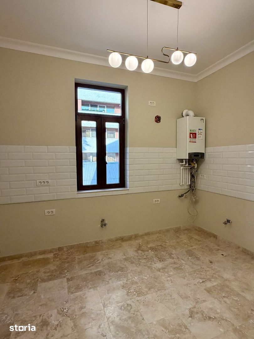 Apartament 4 camere Mihai Eminescu Piata Romana vila interbelica - Poză 8