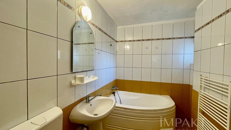 Apartament cu 2 camere, zonă UMF. - Poză 5