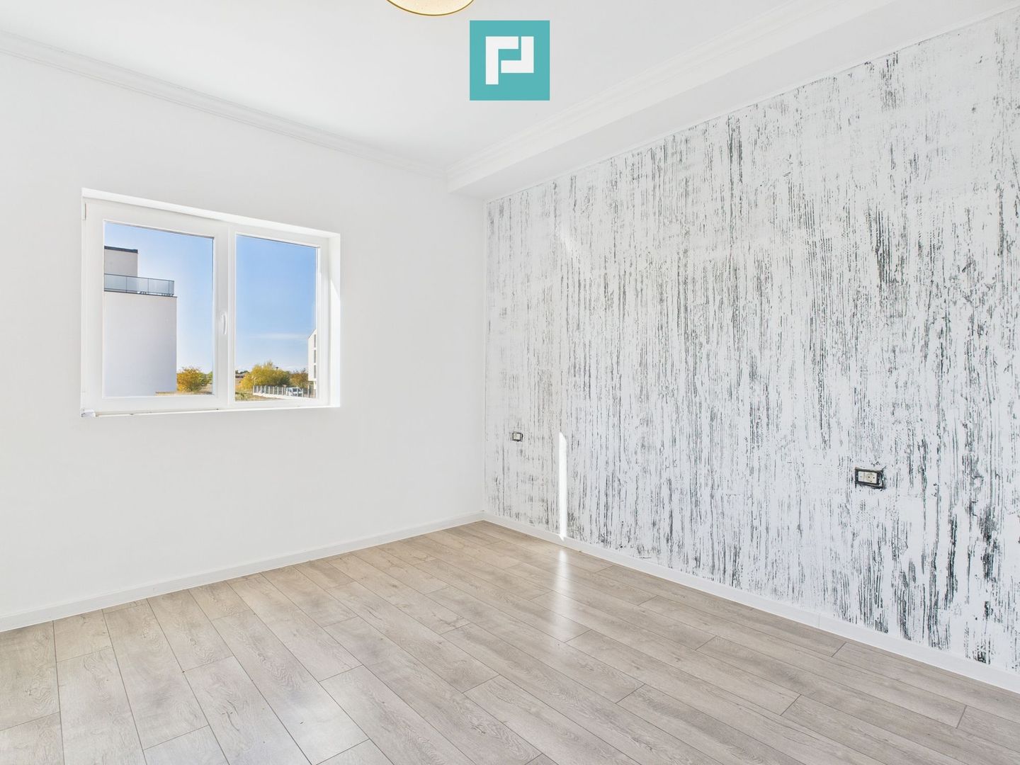 Apartament trei camere Torontalului - Poză 4