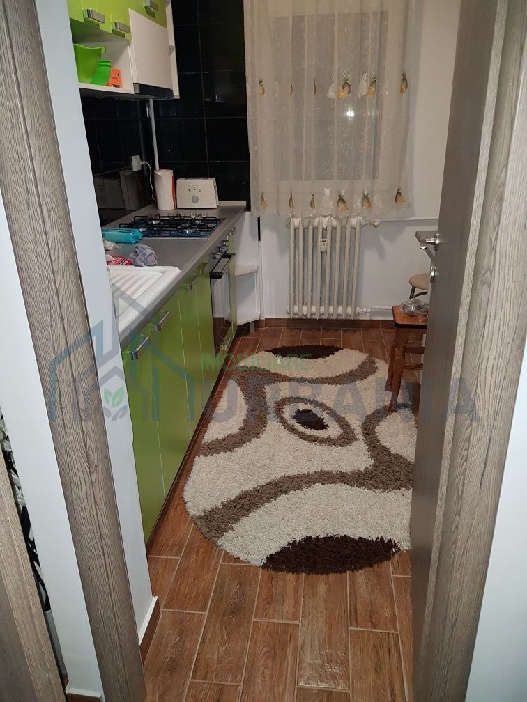 Apartament decomandat, 2 camere, 47 mp, Păcurari/Canta, Bulevard, vânzare - Poză 2