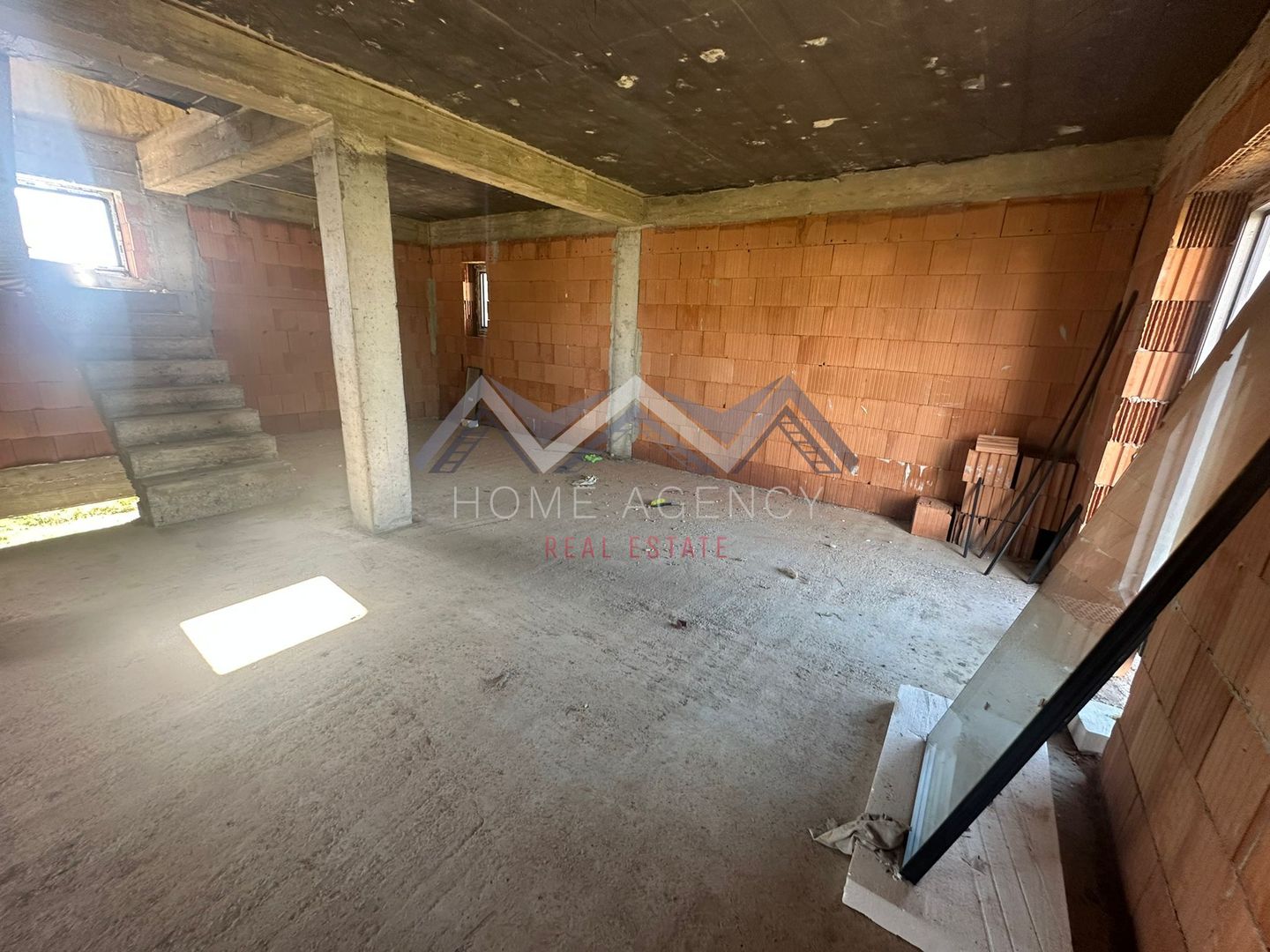 Casă individuală modernă în Otopeni – 190 mp construiți + mansardă locuibilă - Poză 6