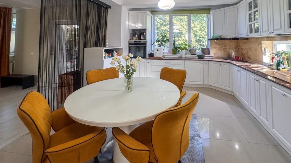 VILĂ DOMNEȘTI 5 CAMERE | STRADA FORTULUI | COMISION 0 - Poză 1