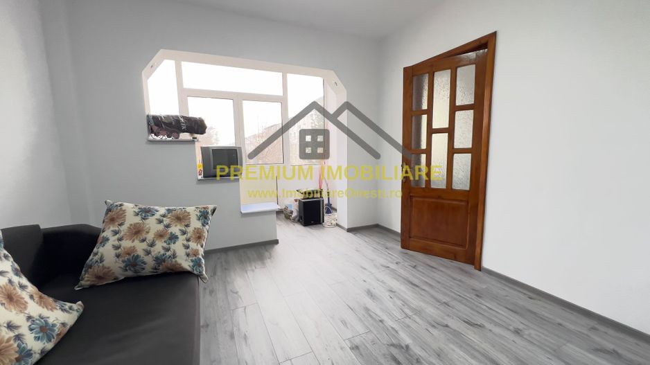 Apartament 2 Camere de vânzare în Onești – Zona centrală - Poză 2