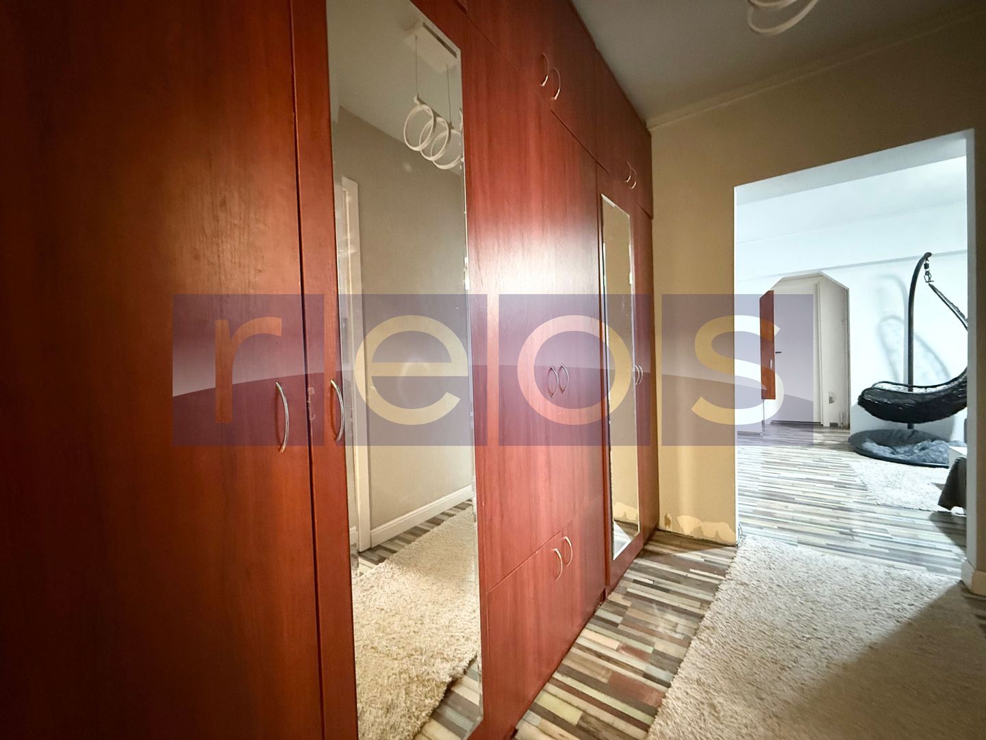 VÂNZARE 3 CAMERE | ZONA TITAN | LOC DE PARCARE - Poză 12