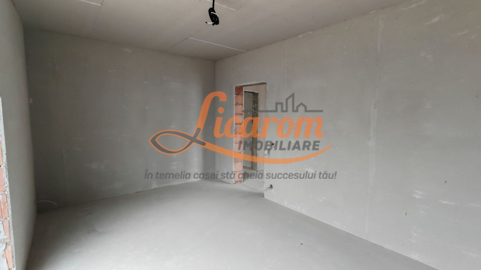 Casa la cheie in CRISTIAN pe Parter, zona de vile,270.000 euro - Poză 12
