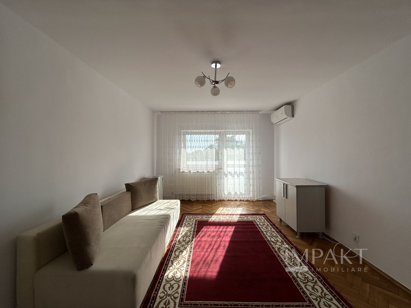 Inchiriere apartament la 5 min de UMF! - Poză 1