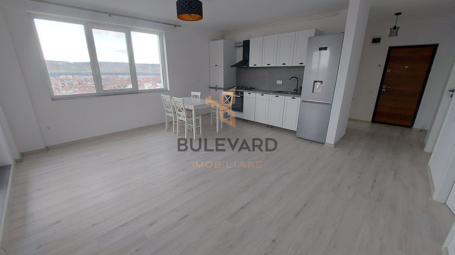 Apartament cu 3 camere+garaj subteran+boxa depozitare! - Poză 1