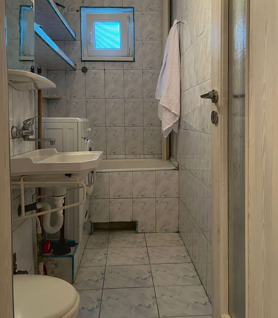 Medicina  | 2 Camere | Renovat Recent. - Poză 9