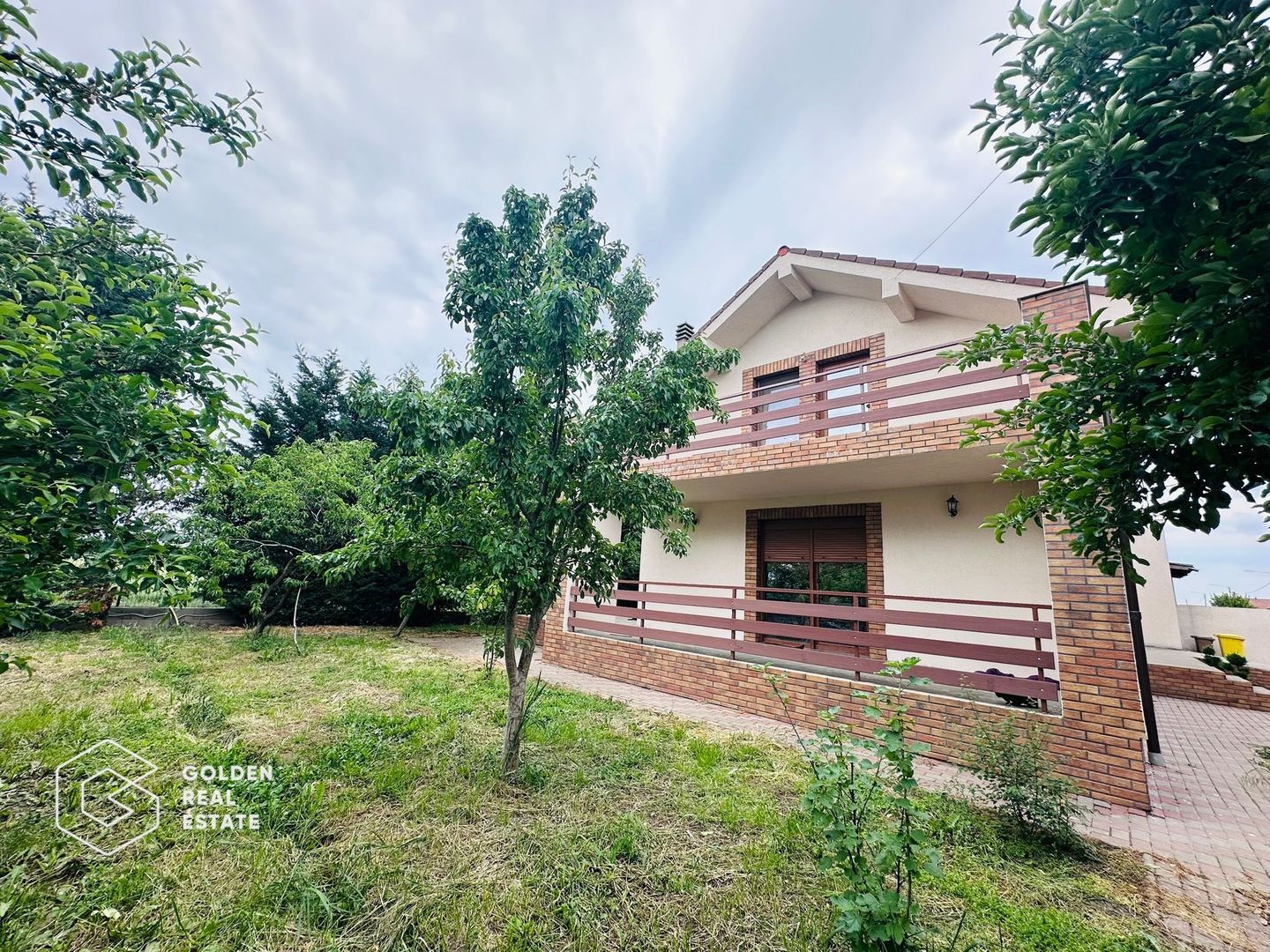 Casa cu 5 camere in Arad, zona Bujac – confort Si utilitate - Poză 1