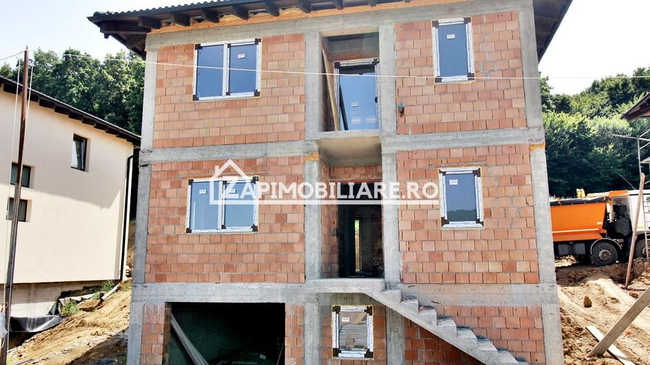Casa D-P-E 240 mp, teren 800 mp,comosion ZERO! - Poză 3